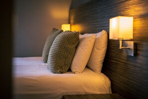 双人房, 私人浴室 | 熨斗/熨板、免费 WiFi、床单