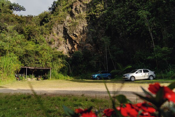 Free valet parking - Cannúa Lodge Hotel (Marinilla)