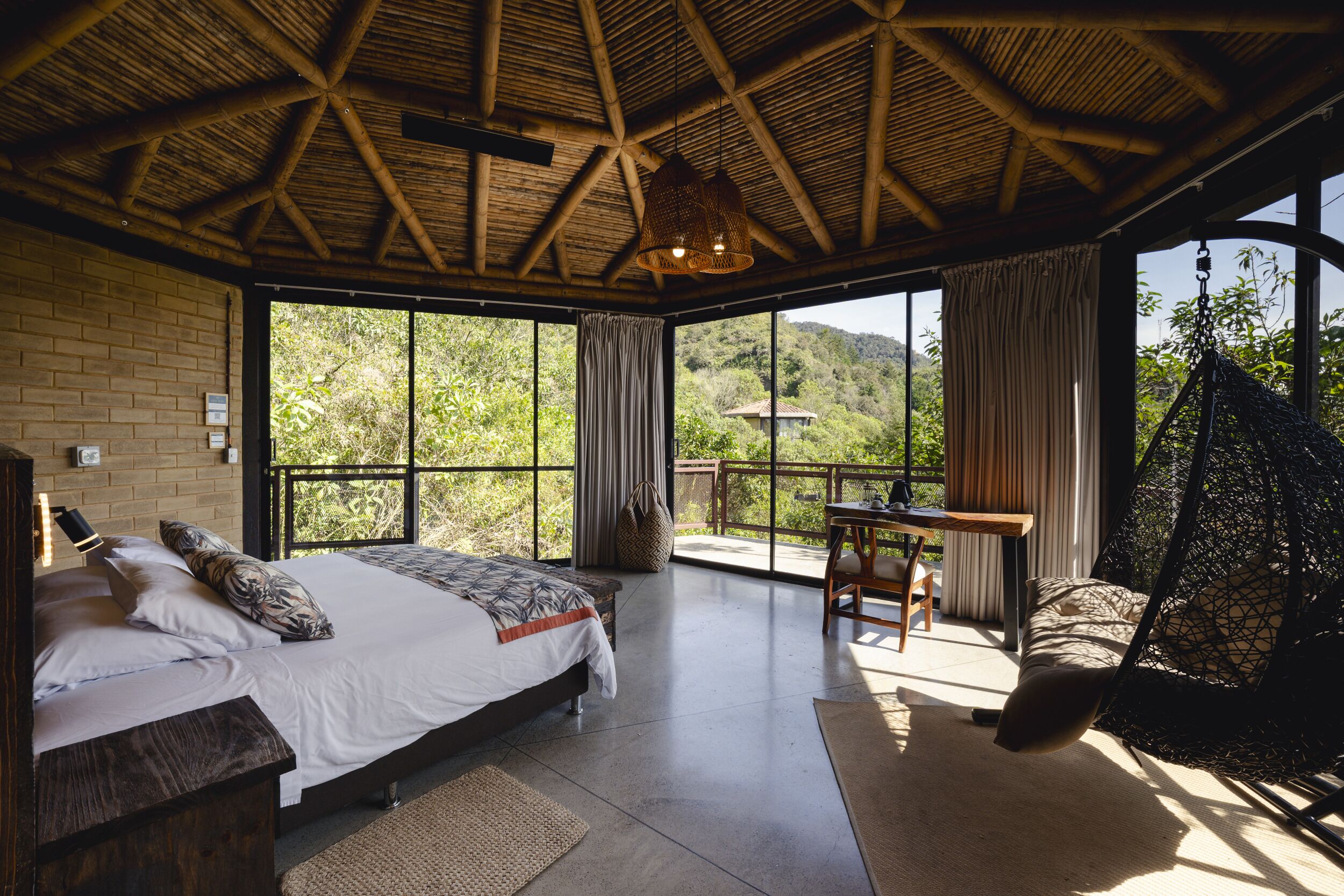 Premium bedding, free WiFi, bed sheets