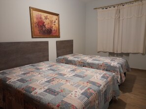 Traditional Apartment, Multiple Beds, Accessible, Partial Sea View