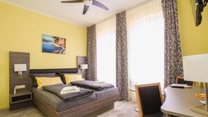 Double Room - Restaurant & Pension Eshramo (Barth)