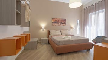 In-room safe, individually decorated, individually furnished, desk