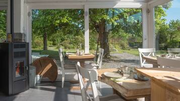Daily local cuisine breakfast (EUR 17.50 per person)
