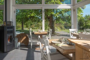 Petit déjeuner (17.50 EUR par personne)