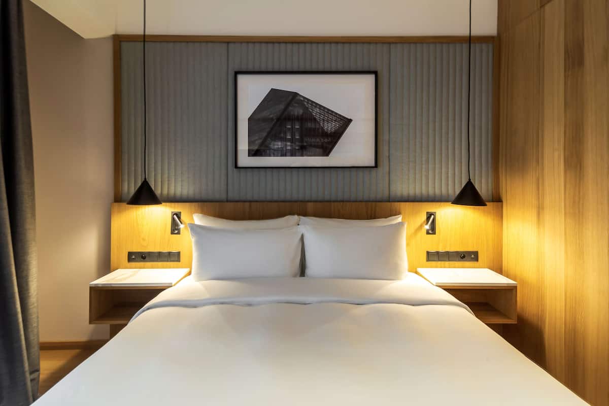 Room (Small Cosy)