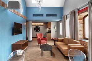 Huoneisto, 1 makuuhuone, jokinäköala (Separate Building) | Allergiatestatut vuodevaatteet, tallelokero huoneessa