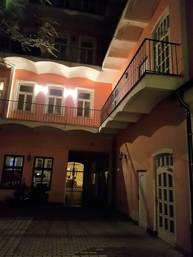 Studio near Congress Centre II.