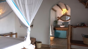 Family Duplex, Multiple Beds, Non Smoking, Ocean View | Individually decorated, individually furnished, desk, laptop workspace