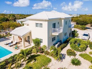 Property grounds - The Sapphire Villa (Providenciales)