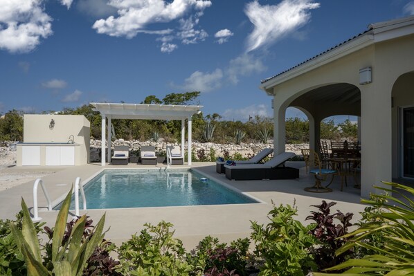 Outdoor pool, sun loungers