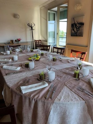 Servizio di pranzo e cena