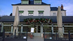 Front of property - Suites du Cabinet Vert (Orléans)