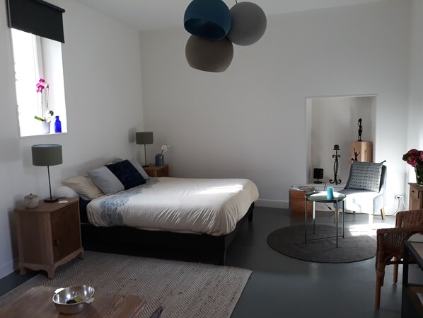 Double Room | Free cots/infant beds, free WiFi, bed sheets