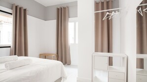 公寓 | 熨斗/熨衫板、免費嬰兒床、免費 Wi-Fi、床單