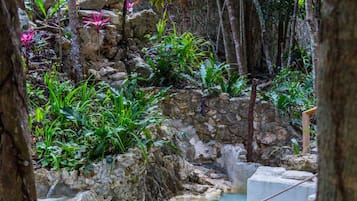 Private pool