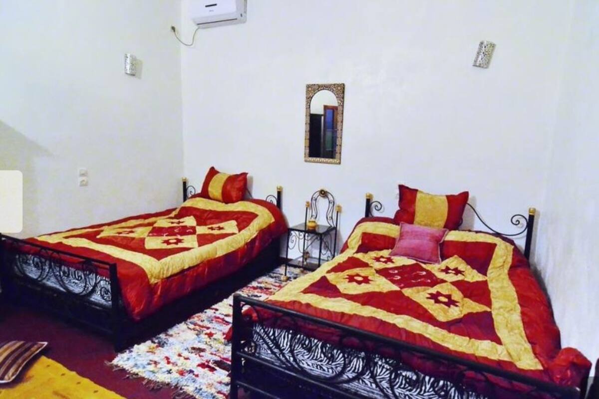 Desk, iron/ironing board, rollaway beds, free WiFi