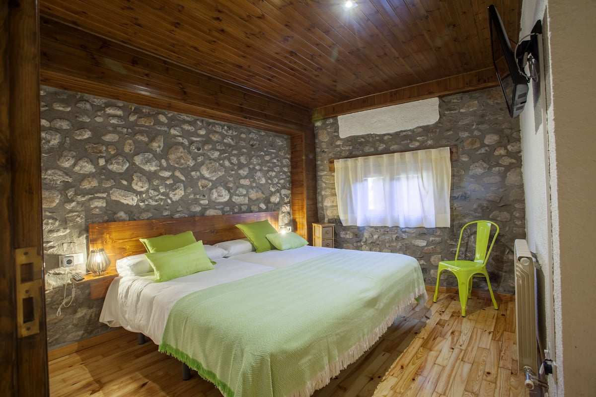 1 habitación, ropa de cama de alta calidad y cubrecamas