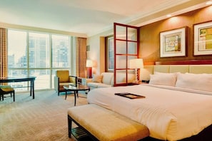1 bedroom, in-room safe, desk, blackout drapes