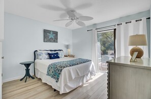 3 bedrooms, iron/ironing board, free WiFi, bed sheets - 3 Twin Oaks Lane by AvantStay | Beach Access, Sunroom, Great Location! (Isle Of Palms)
