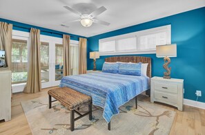 4 室のベッドルーム、アイロン / アイロン台、WiFi (無料)、ベッドシーツ