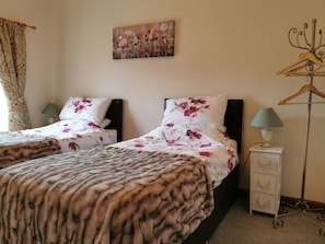 Traditional Cottage, 2 Bedrooms, Non Smoking, Garden Area