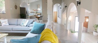 Yksityinen ylellinen huvila hiljaiselle piilopaikalle tai eksoottiselle lomalle.