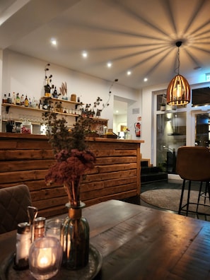 Bar (in der Unterkunft)