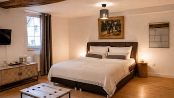 Comfort-Doppelzimmer | Allergikerbettwaren, individuell dekoriert, individuell eingerichtet