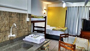 Apartemen, lantai dasar