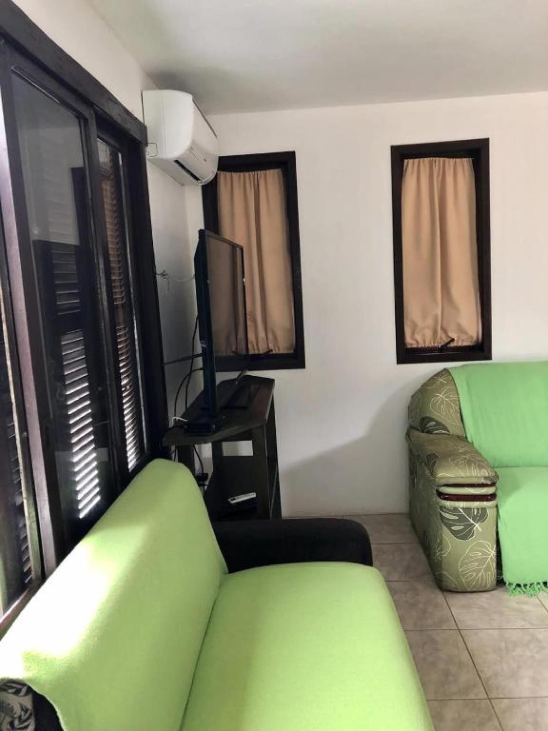 Departamento, hidromasaje | Sala de estar
