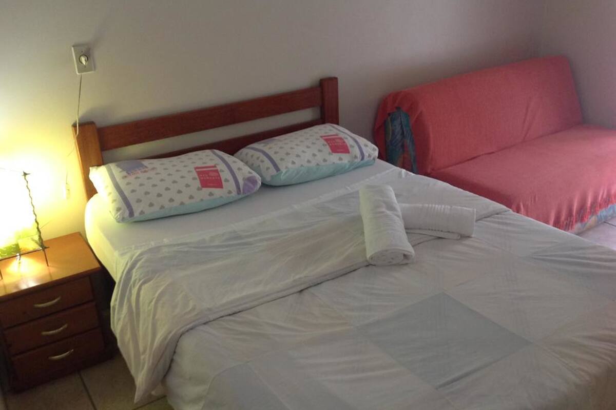 Suite, planta baja | Wifi gratis y ropa de cama