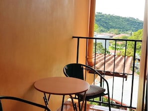 Apartment, Multiple Beds, Non Smoking, Mountain View (Tenessi) | Balcony view