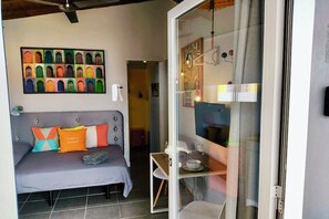 In-room safe, desk, iron/ironing board, free WiFi