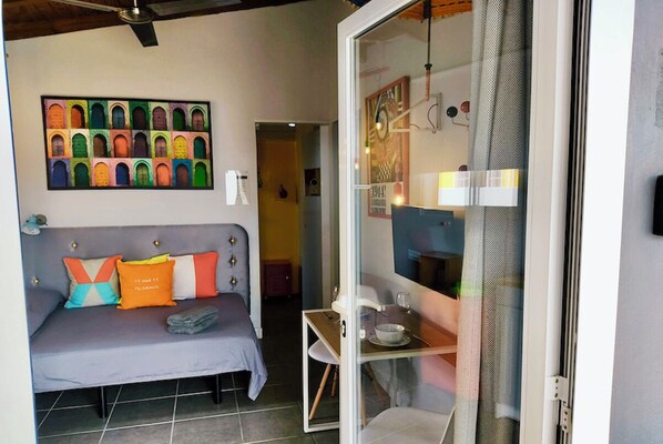 In-room safe, desk, iron/ironing board, free WiFi