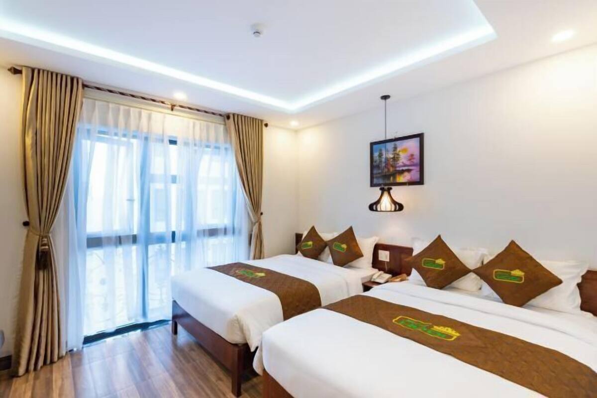 Minibar, in-room safe, desk, blackout curtains