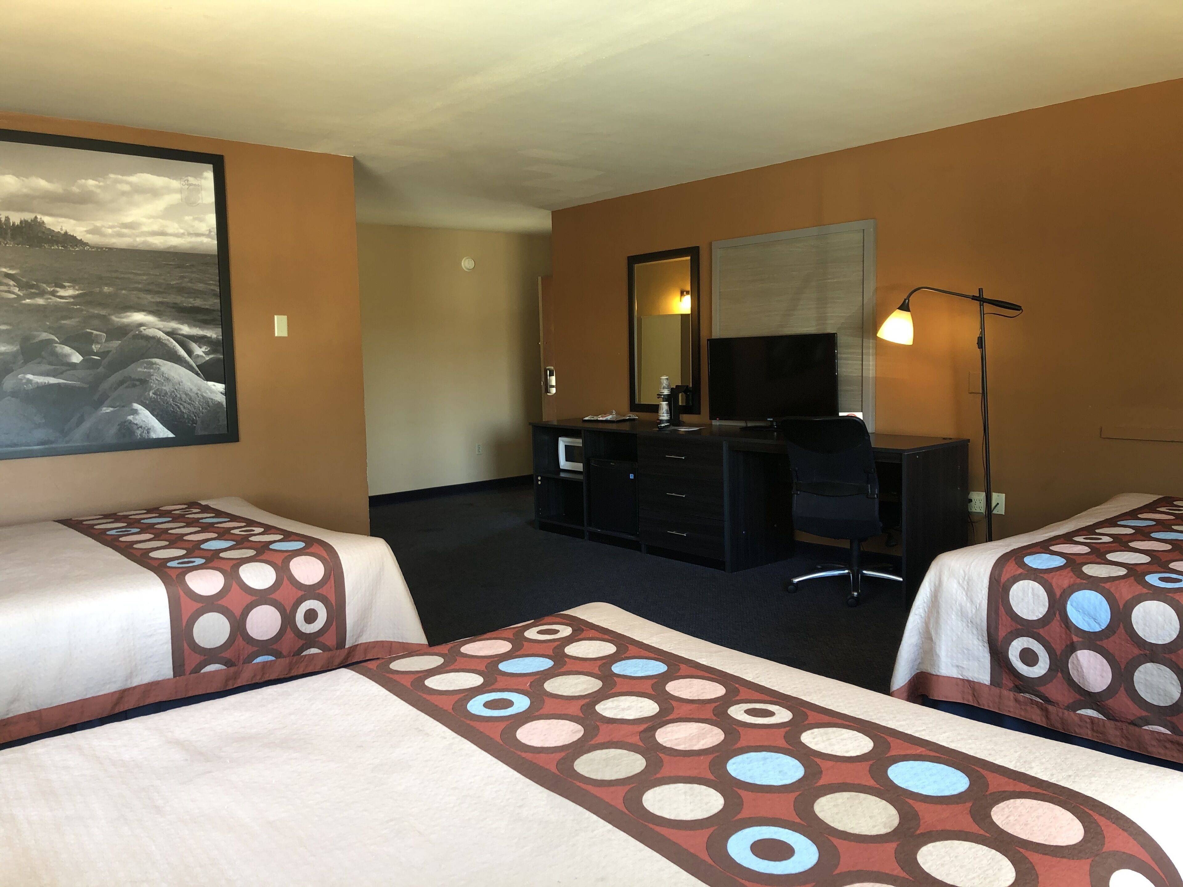 Photo - Hotel Elevation