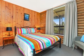 4 habitaciones y tabla de planchar con plancha 