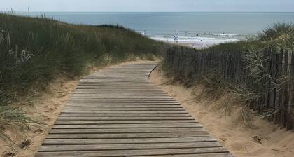 Lovely Villa, Sleeps 6, Private HEATED Pool, Wifi, 20 mins to Atlantic Beaches