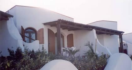 very nice villa 300 m from sea with amazing seaview, 5 beds