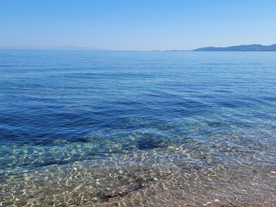 very nice villa 300 m from sea with amazing seaview, 5 beds