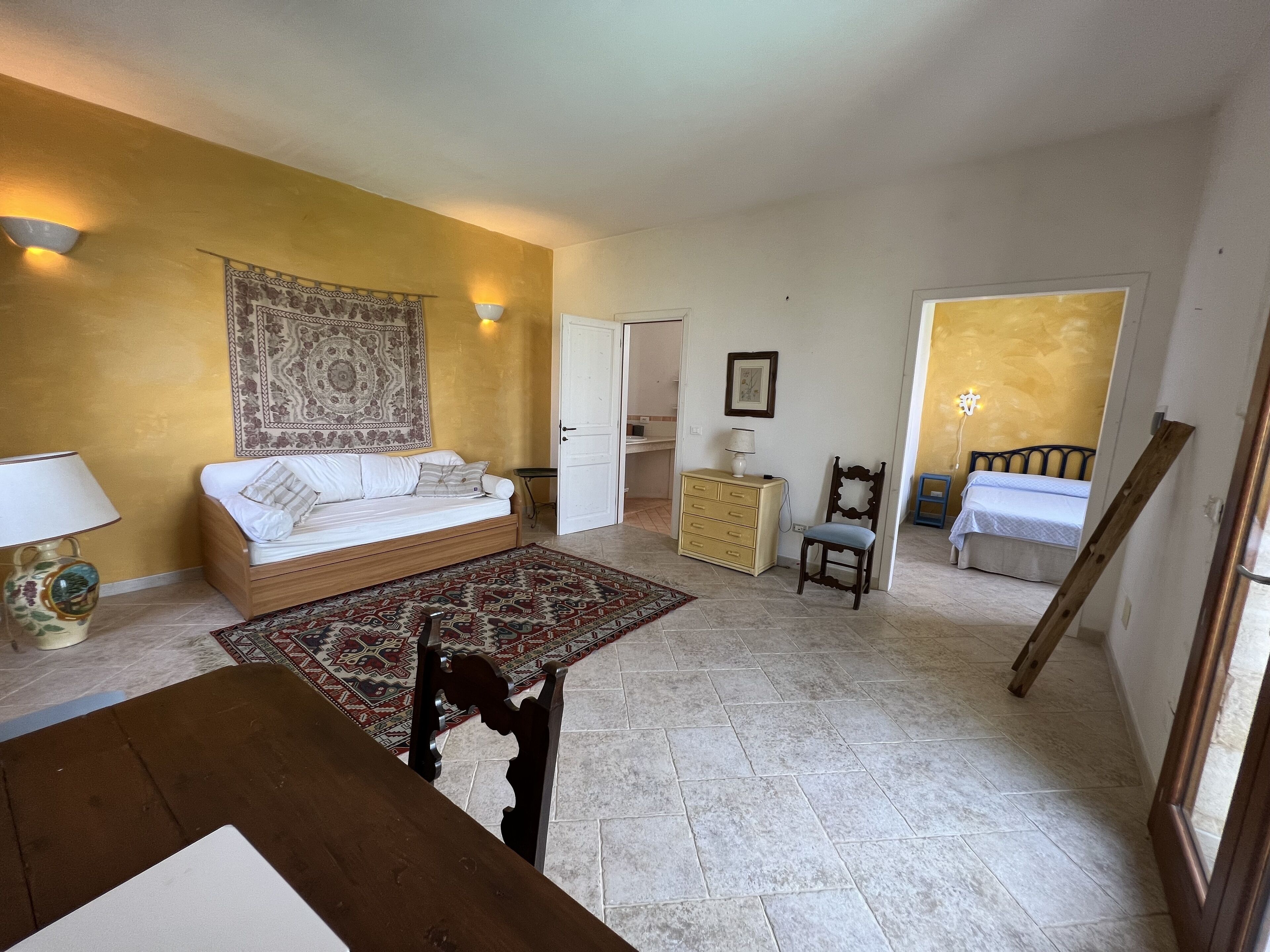 5 camere, ferro/asse da stiro, Wi-Fi gratuito, lenzuola