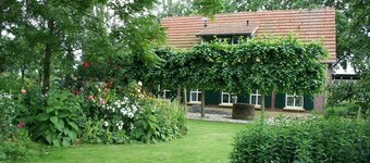 spacious house, 4-6 persons, sauna, conservatory, garden, luxury bathroom