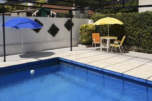 Outdoor pool - Hotel Bella Vista (Villa Carlos Paz)