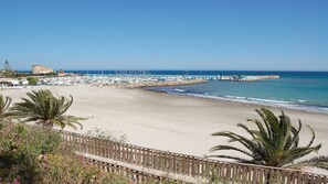 Beach nearby, sun loungers
