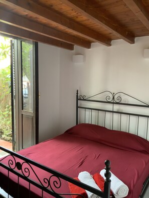 4 Schlafzimmer, Bügeleisen/Bügelbrett, kostenloses WLAN, Bettwäsche