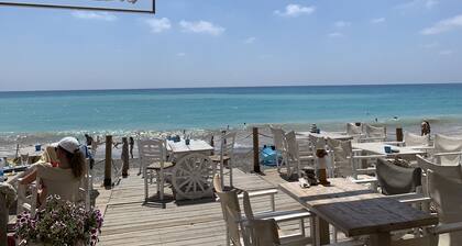 Luxury Private 3 bedroom (sleeps 6)Villa, Breathtaking Views & 200mbps Wi-Fi