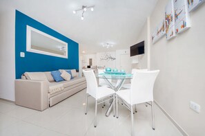 32-inch LED TV with cable channels, TV - Rent Corro X32 (Córdoba)