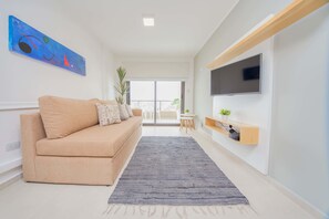 Apartment, Multiple Beds, Non Smoking, City View | Living room | 32-inch flat-screen TV with cable channels, TV - Rent San José de Calasanz AB3 (Córdoba)