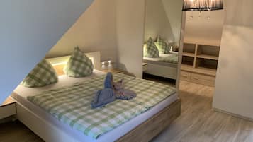 2 bedrooms, cots/infant beds, free WiFi, bed sheets