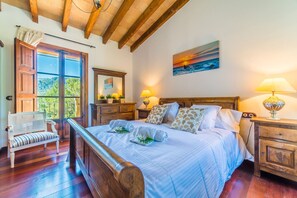 3 soverom, strykejern/-brett, wi-fi (inkludert) og sengetøy